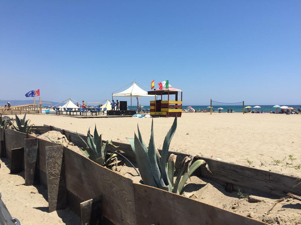 Elvyhouse Beach Catania Bagian luar foto