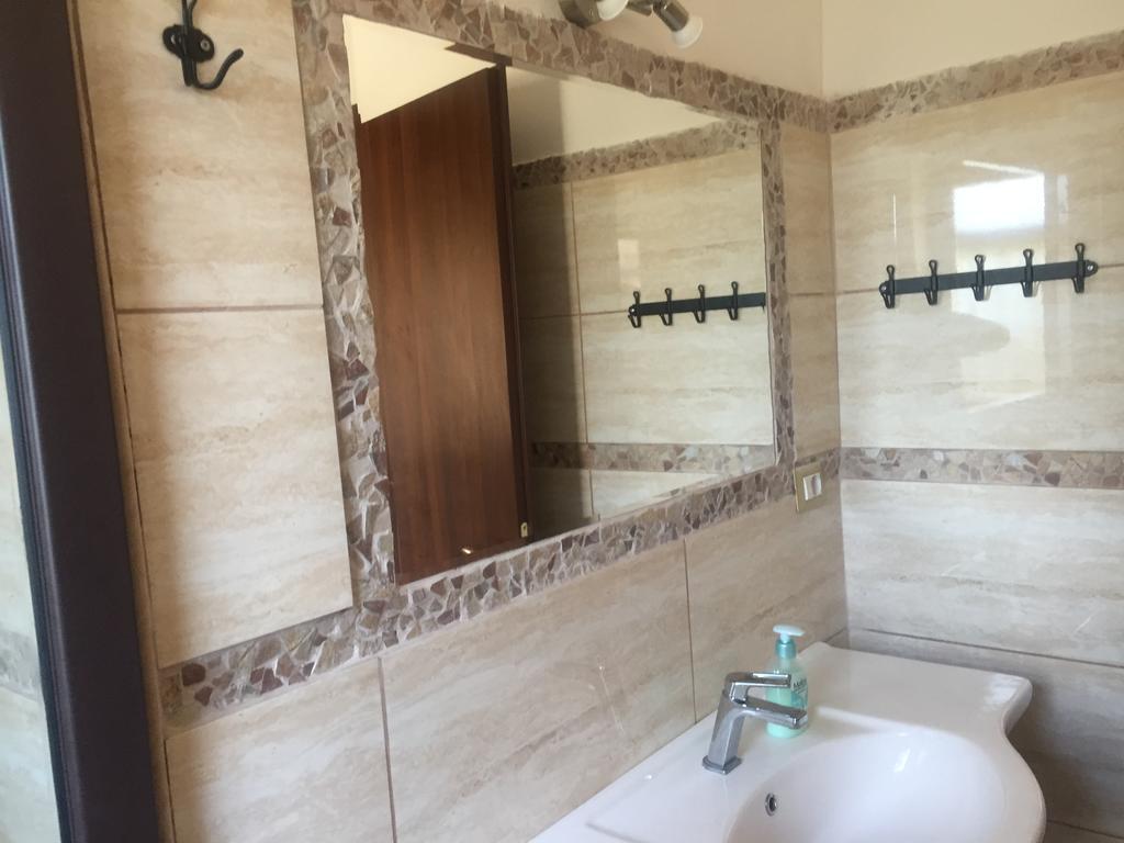 Elvyhouse Beach Catania Bagian luar foto